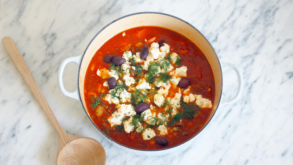 Gresk-inspirert lammegryte med grnnsaker og feta